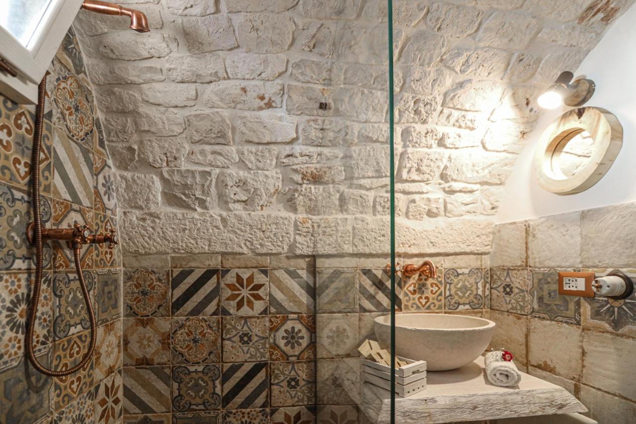 Domus Petra 96 Apartment Ceglie Messapica Bagian luar foto